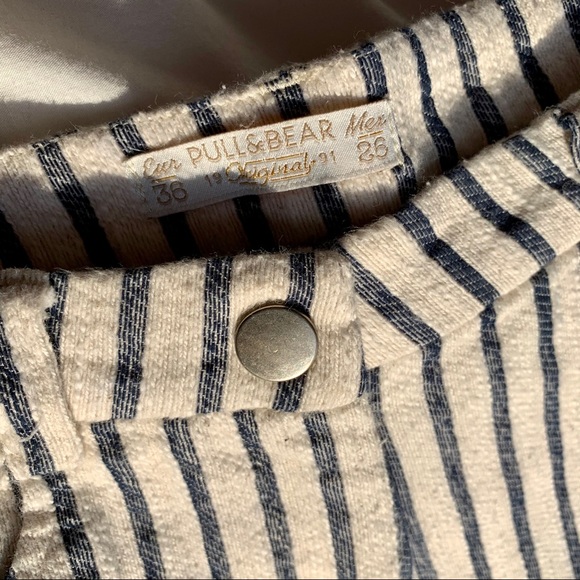 Striped High Rise Shorts - Picture 3 of 3